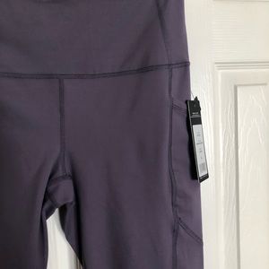 Yoga Pants NWT Yogalicious Capri Lavender Size L